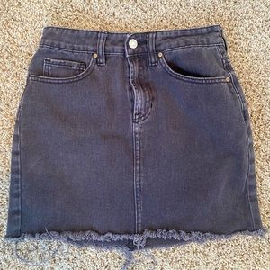 PacSun Black Denim Mini Skirt - Size 25